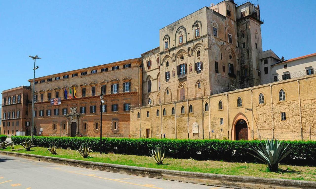 Palazzo Filangeri Di Amorosa Palermo Eksteriør billede